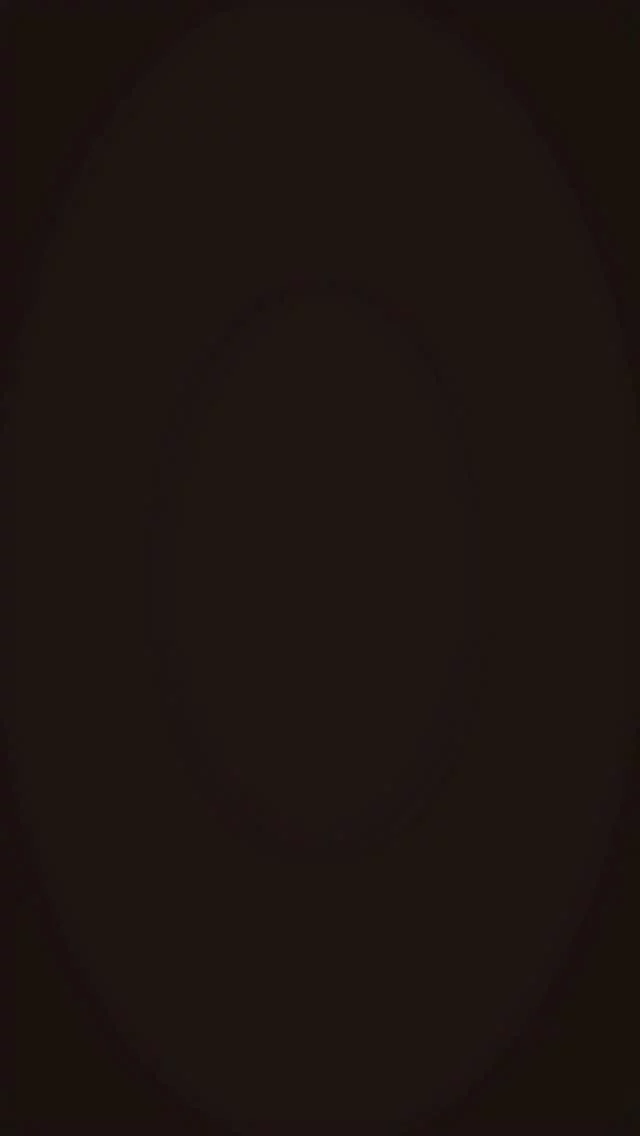 🫎 Famille nombreuse, mais unie par une seule passion : le génépi 💚
De la mignonnette de poche à la 4,5L pour les grandes occasions… chacun a sa taille préférée 🍃
Et toi, t’es plutôt team shot discret ou format XXL pour les copains ?

#GenepiDesAravis #FamilleLiquide #MontagneEnBouteille #ApéroSavoyard #laclusaz #genepi #liqueurs #hautesavoie #distilleriedesaravis